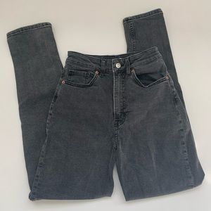 Divided H&M Washed Black Skinny Mom Jeans Size 4